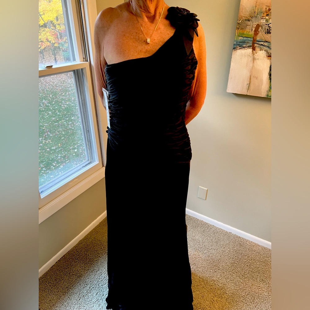 Black Silk Giwn